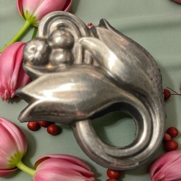 Georg Jensen « Tulips and Berries « Brooch, Rare ~ Denmark Vintage Piece ~ - Picture 8 of 12